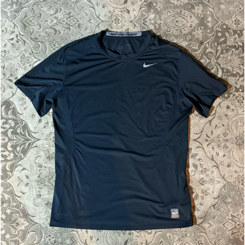 Men’s Nike combat pro Tshirt